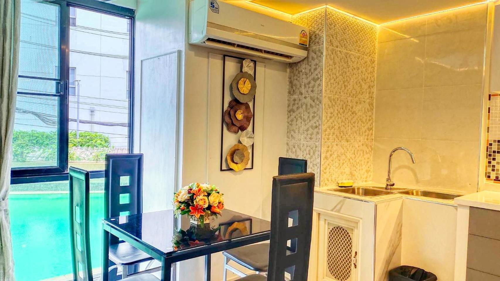 Ferienwohnung Viengping Mansion Chiang Mai Zimmer foto