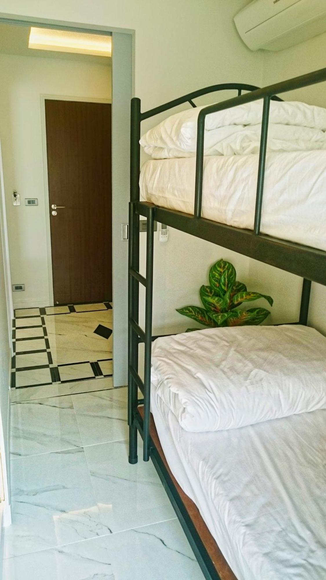Ferienwohnung Viengping Mansion Chiang Mai Zimmer foto
